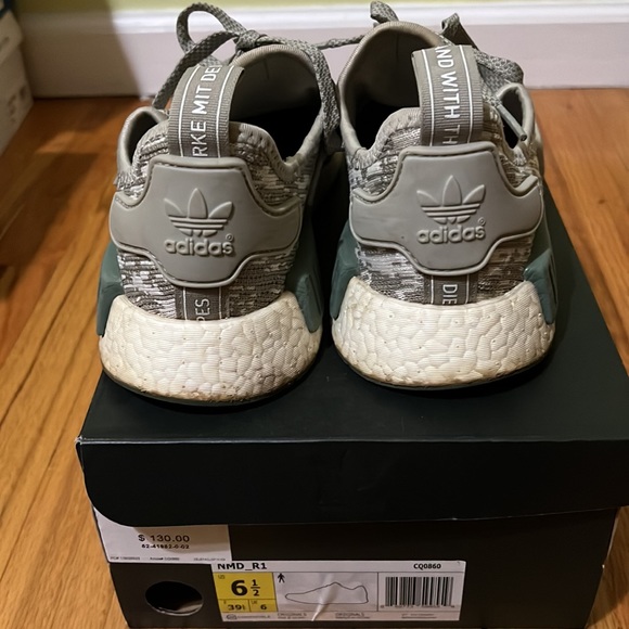 Adidas NMD R1 in green - Picture 4 of 6